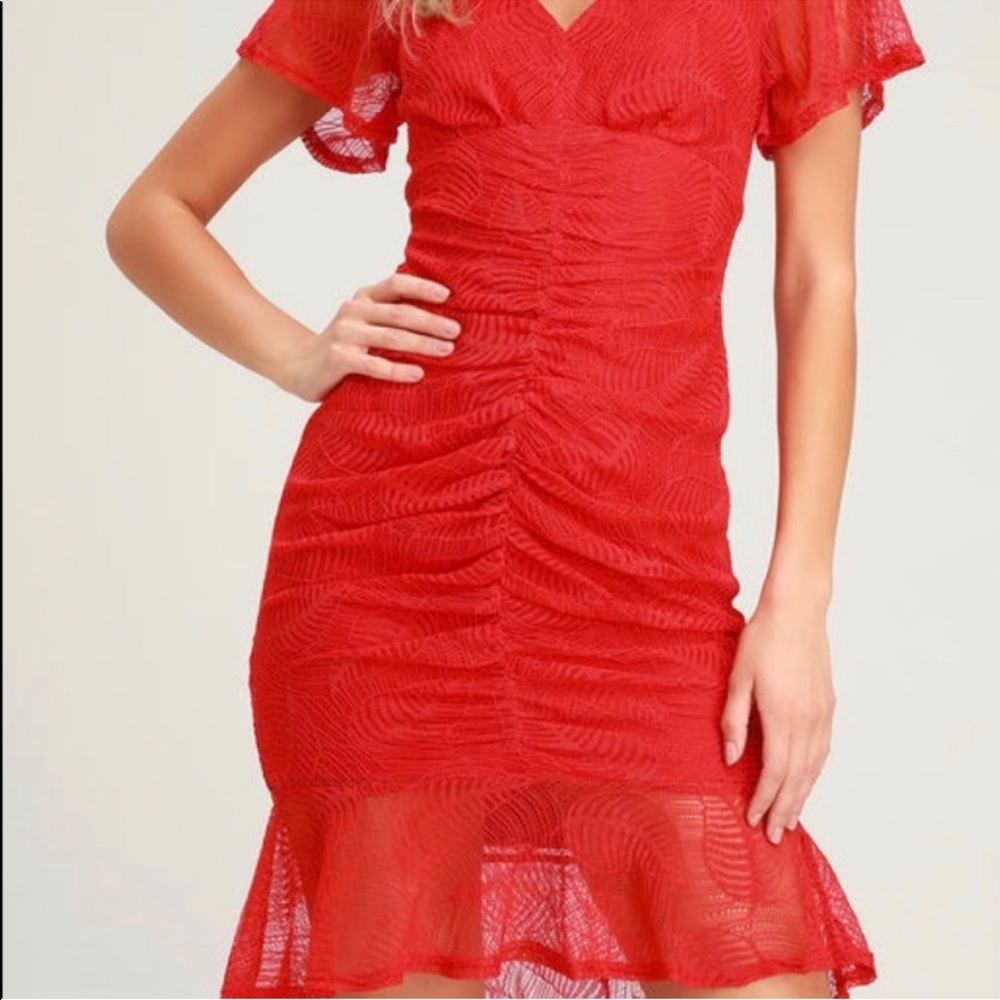 Lulu’s Lace Ruched Red Flared Bottom Dress Sz XL